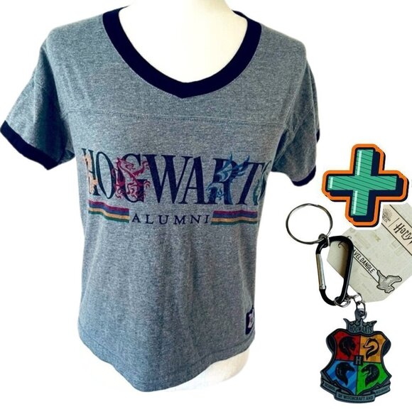 Lot of NWT Harry Potter Keychain Hogwarts Houses + Hogwarts T-Shirt (Size XS) - Picture 1 of 16